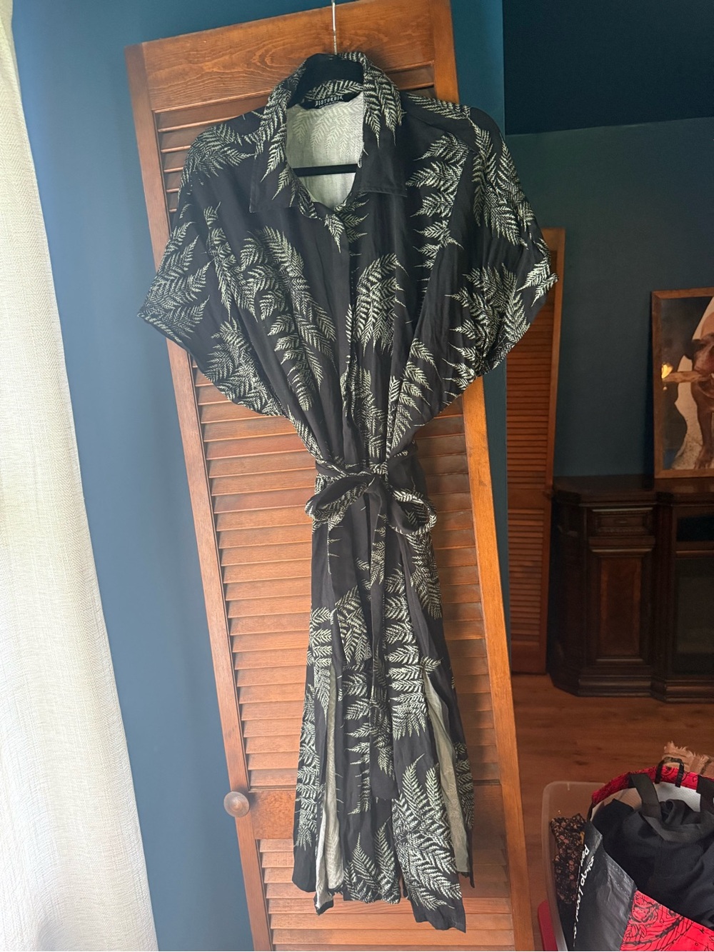 Disturbia Black Fern-Print Midi Shirt Dress
